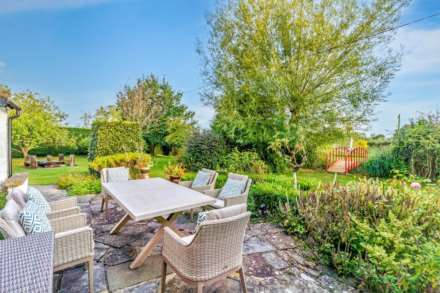 Pershore Road, Earls Croome, Worcestershire, Image 17