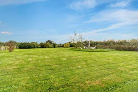 Pershore Road, Earls Croome, Worcestershire, Image 19