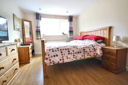 Albemarle Gate, Cheltenham, Gloucestershire, Image 12