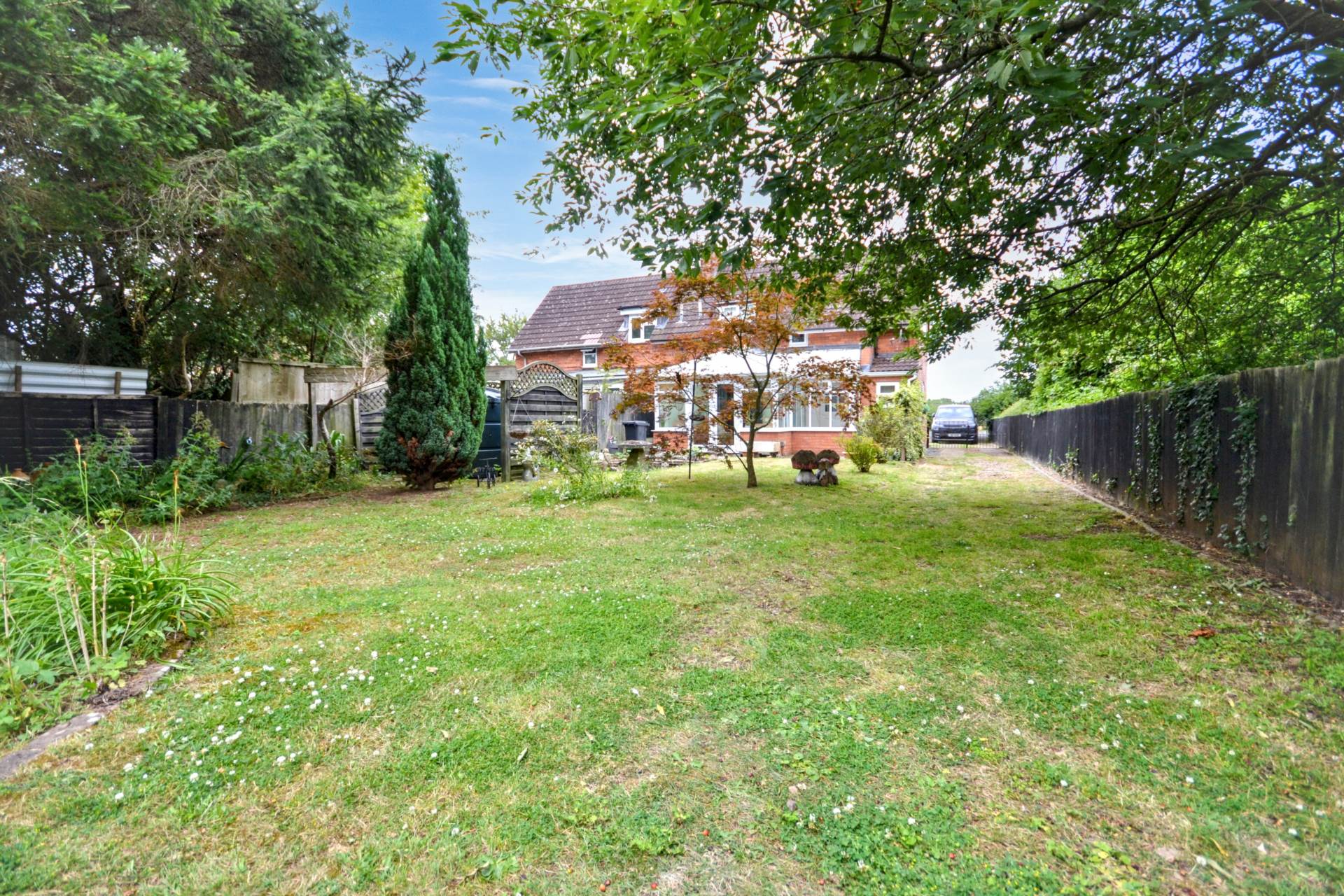 Cheltenham Road, Kinsham, Tewkesbury, Image 2