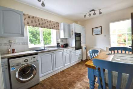 Cheltenham Road, Kinsham, Tewkesbury, Image 5