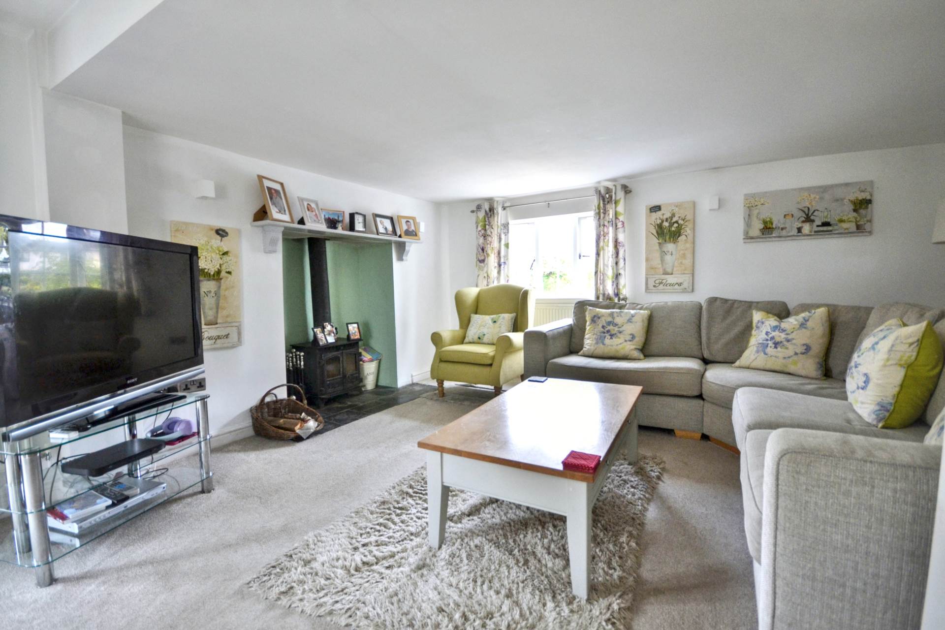 Deerhurst, Gloucester, Image 14