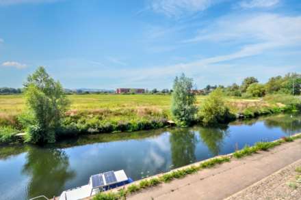 King Johns Court, Tewkesbury, Gloucestershire, Image 2