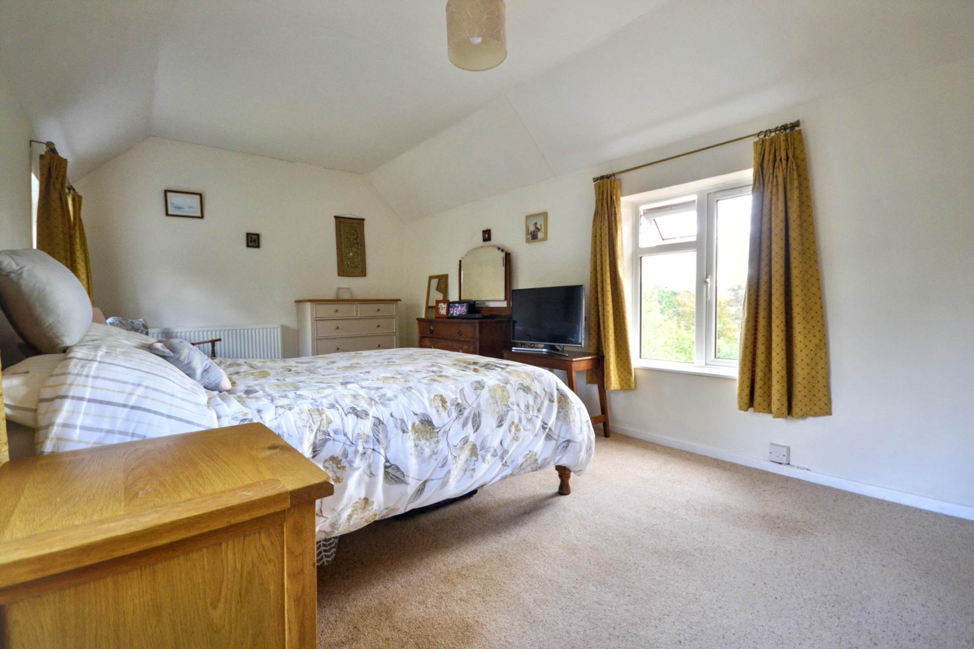 Twyning,Tewkesbury, Gloucestershire, Image 16