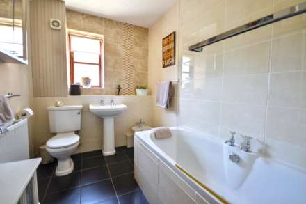 The Acre, Defford, Pershore, Worcestershire, Image 19