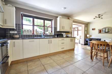 The Acre, Defford, Pershore, Worcestershire, Image 7