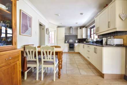The Acre, Defford, Pershore, Worcestershire, Image 9