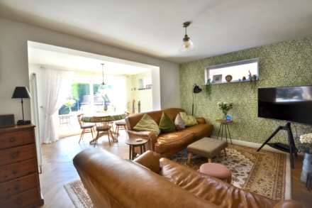 Moulder Road, Tewkesbury, Gloucestershire, Image 4