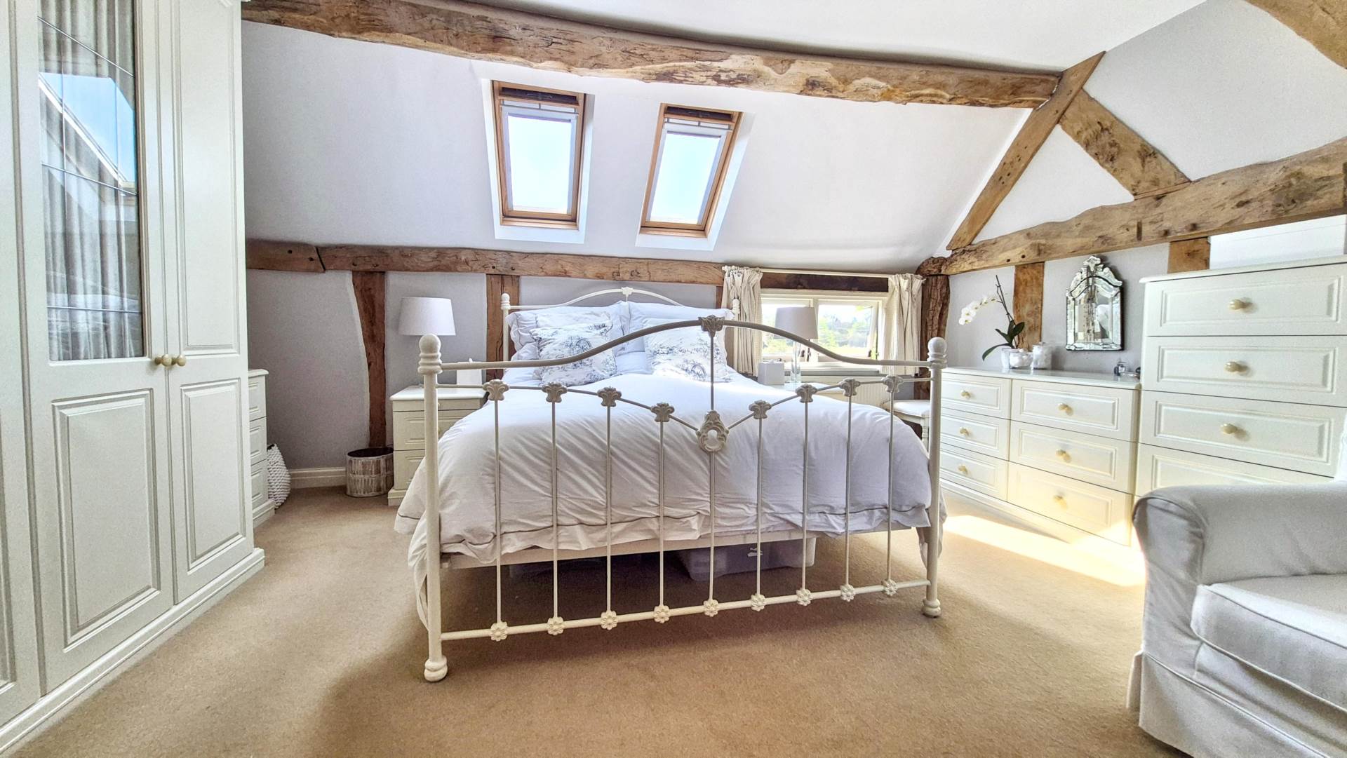 Deerfold Court, Besford, Worcestershire, Image 10