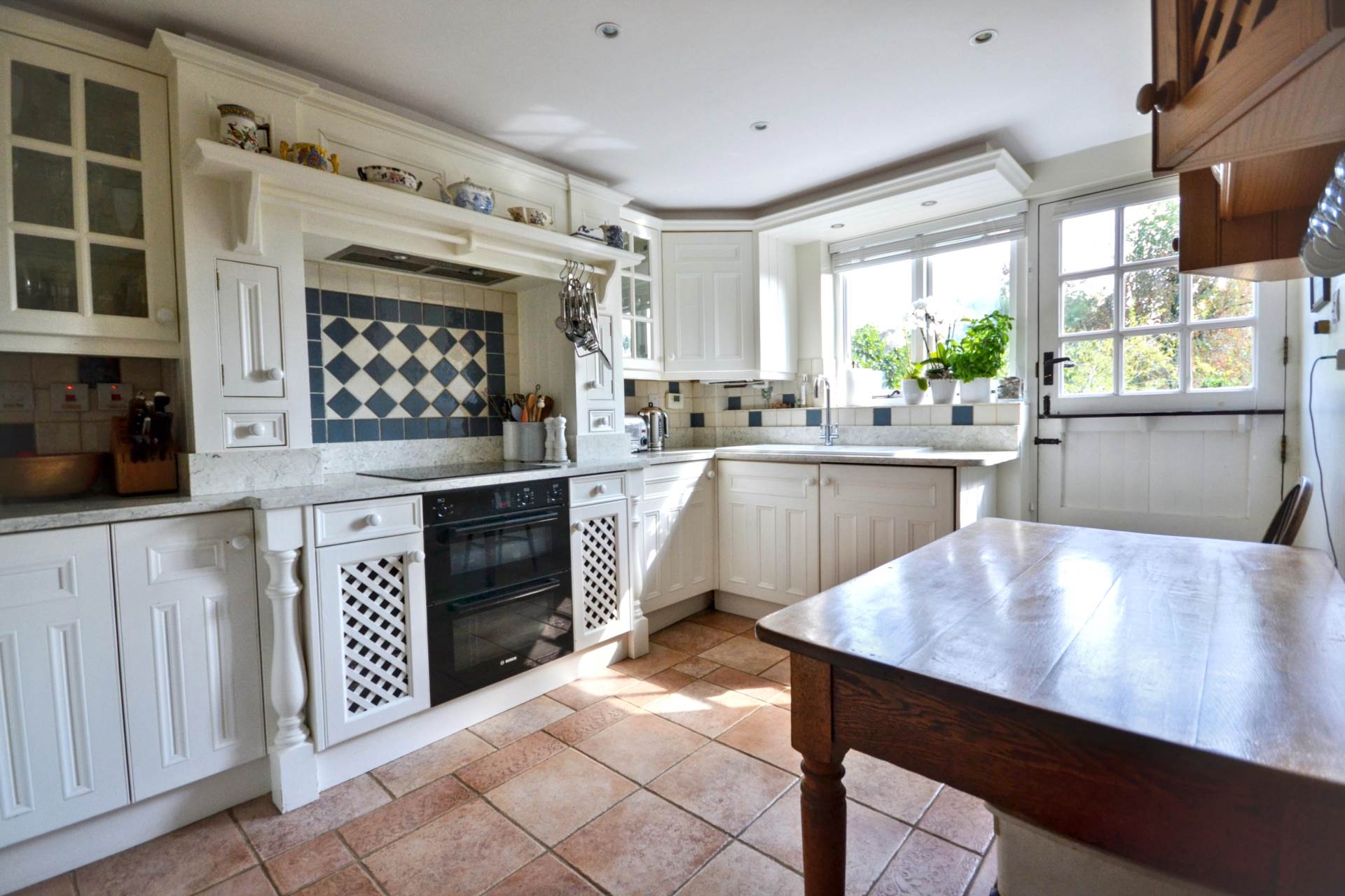 Deerfold Court, Besford, Worcestershire, Image 8