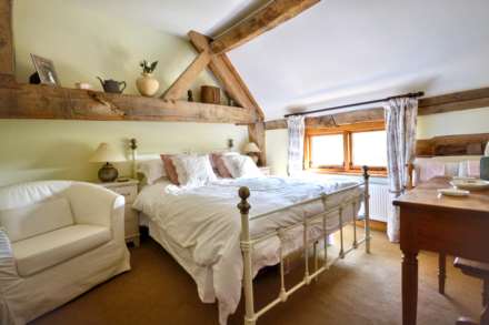 Deerfold Court, Besford, Worcestershire, Image 13