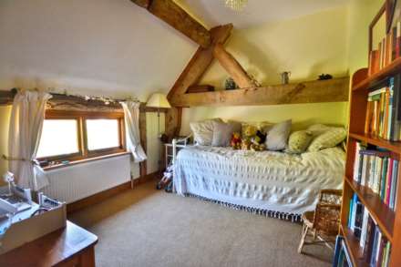 Deerfold Court, Besford, Worcestershire, Image 14