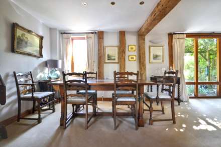 Deerfold Court, Besford, Worcestershire, Image 7