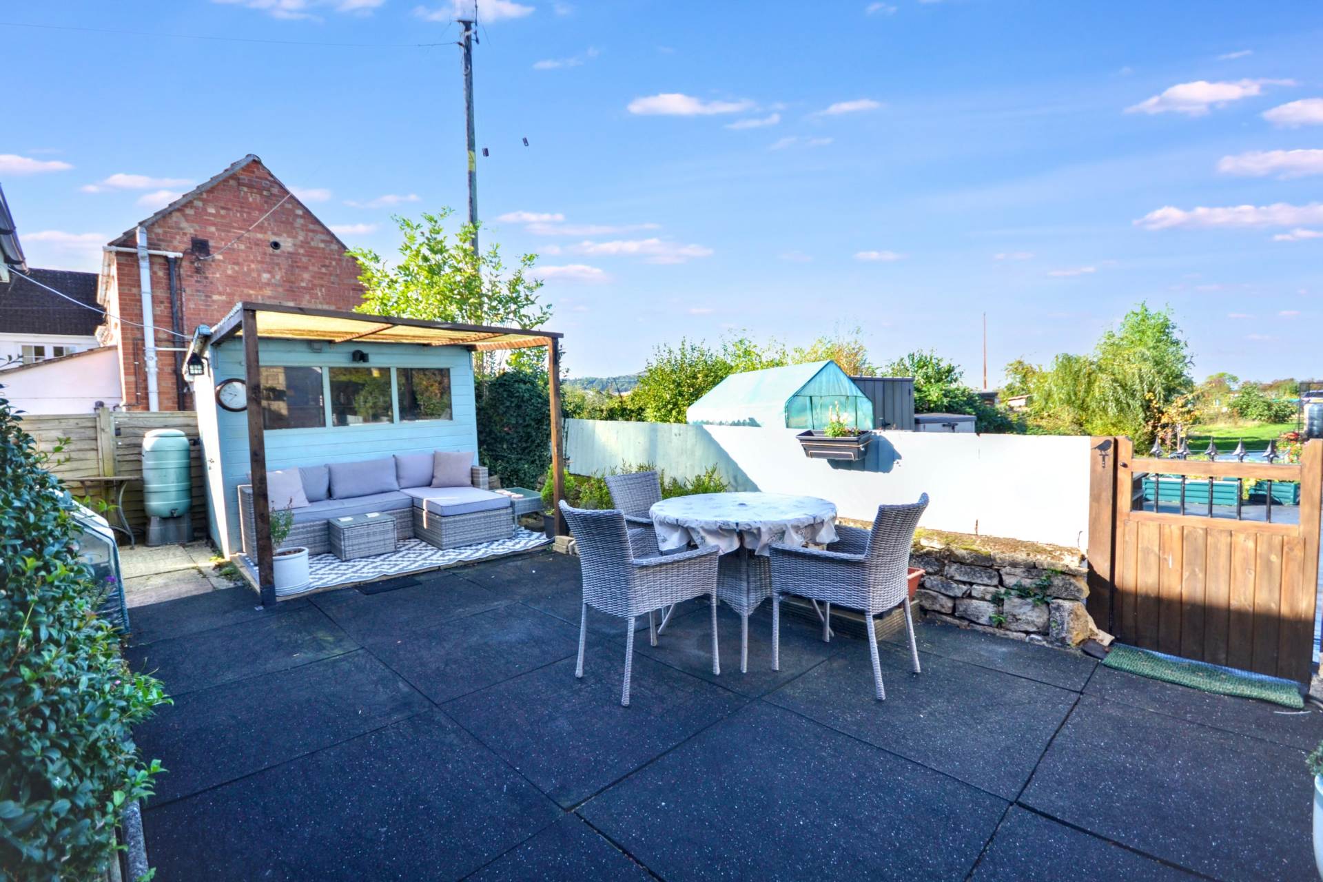 Alderton, Tewkesbury, Gloucestershire, Image 9