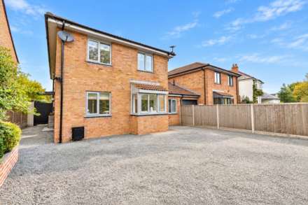 Station Road, Eckington, Worcestershire