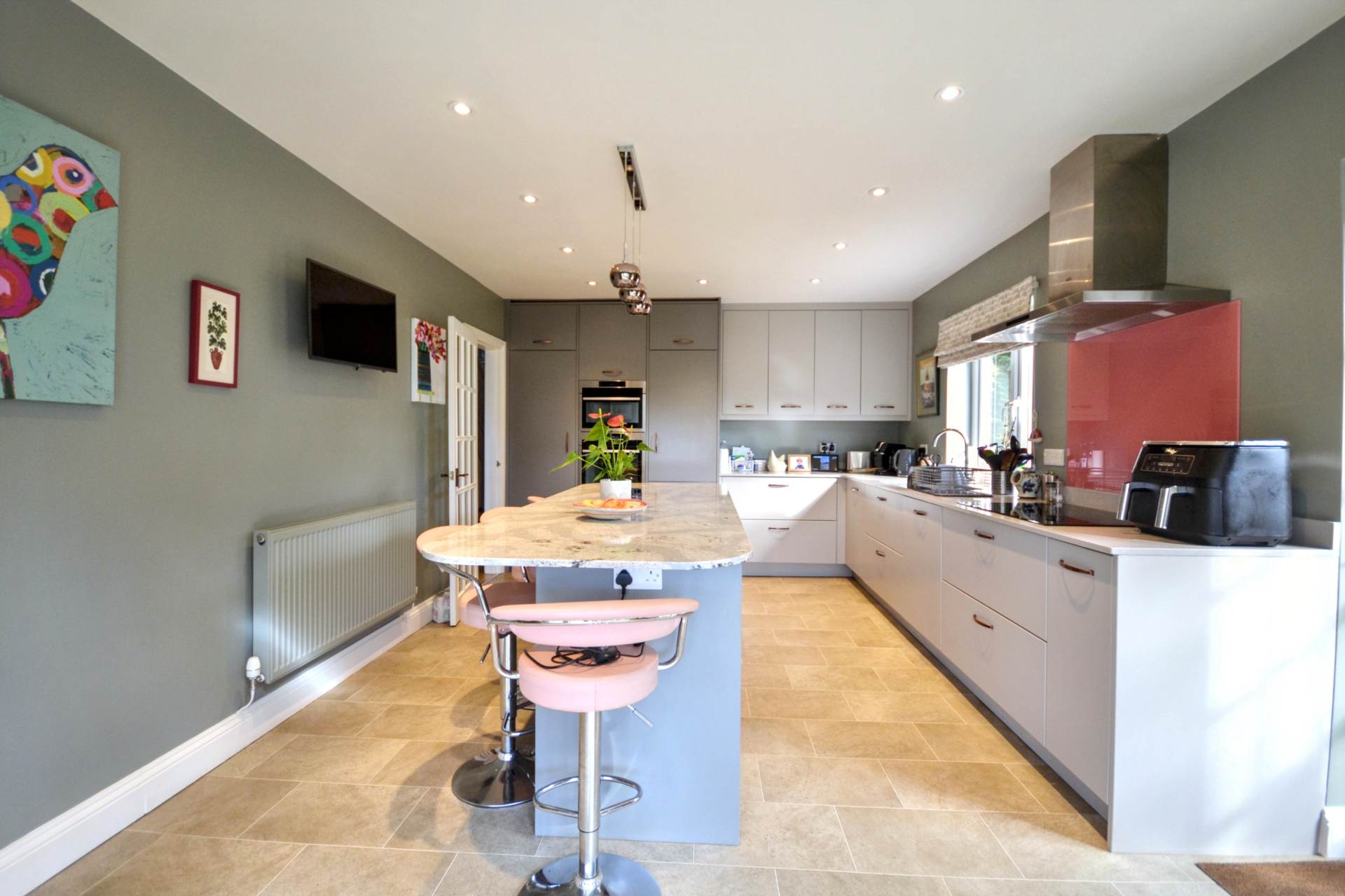 Hoptons Cottage, Kemerton, Image 9