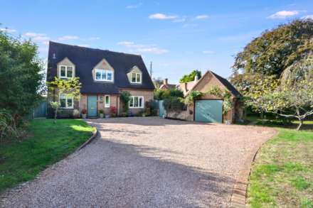 Hoptons Cottage, Kemerton, Image 1