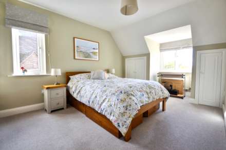 Hoptons Cottage, Kemerton, Image 17