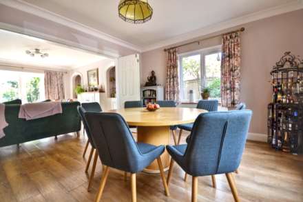 Hoptons Cottage, Kemerton, Image 5