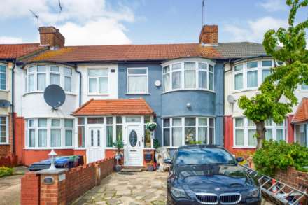 Property For Sale Westmoor Gardens, Enfield