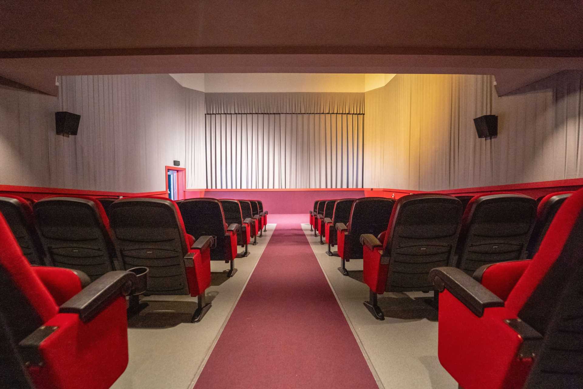 The Phoenix Cinema, Dingle, Image 12