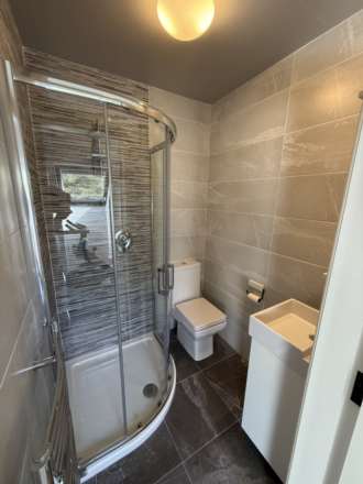 Inch West, Inch, Image 45