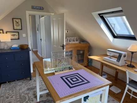 Inch West, Inch, Image 48