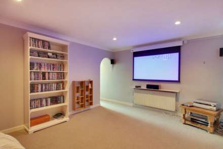 Vauxhall Lane, Southborough, Image 9