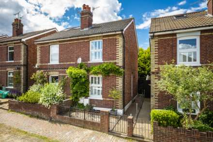 3 Bedroom Semi-Detached, Andrew Road, Tunbridge Wells