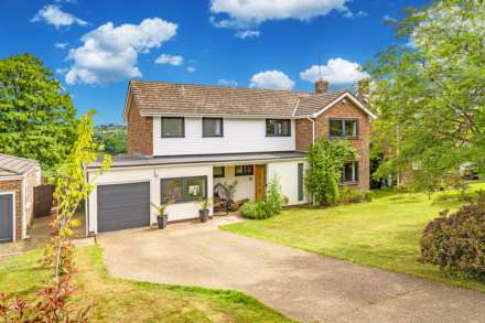 4 Bedroom Detached, Cobhams, Speldhurst