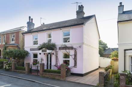 Vale Road, Southborough, Image 1