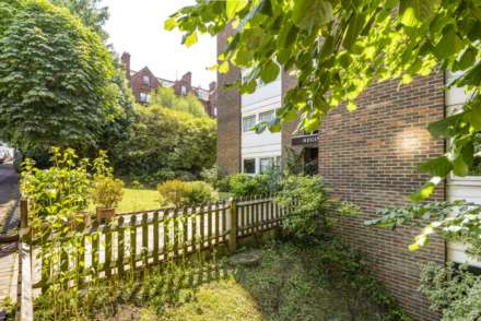 Molyneux Park Road, Tunbridge Wells, Image 14