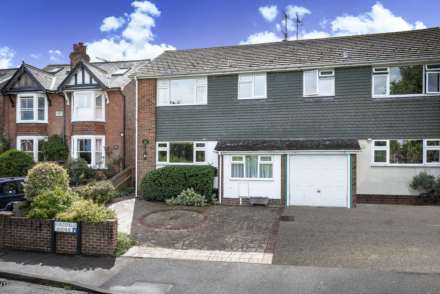 3 Bedroom Semi-Detached, Furzefield Avenue, Speldhurst