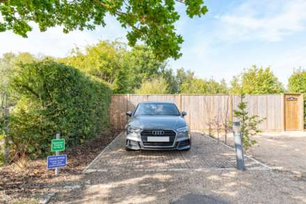 Home Farm Close, Leigh, Image 19