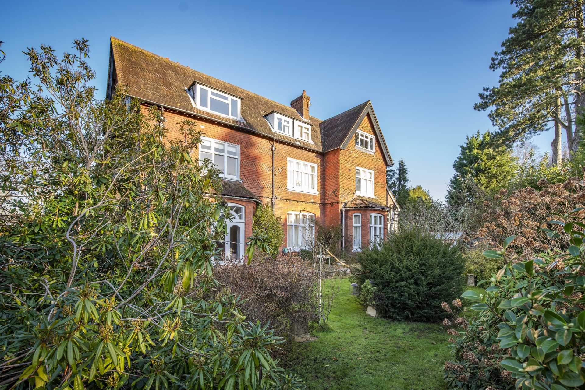 Thornfield Gardens, Tunbridge Wells, Image 16