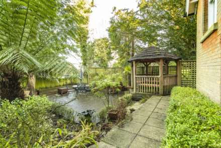 Broadwater Down, Tunbridge Wells, Image 14