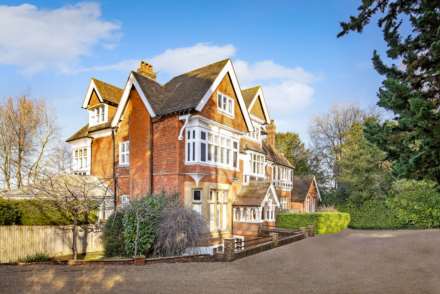Broadwater Down, Tunbridge Wells, Image 18
