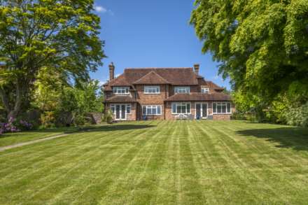 5 Bedroom Detached, St Lawrence Avenue, Bidborough, Tunbridge Wells