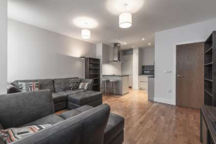Calverley Street, Tunbridge Wells (Town Centre), Image 3