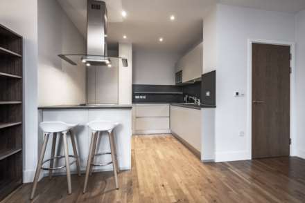 Calverley Street, Tunbridge Wells (Town Centre), Image 4