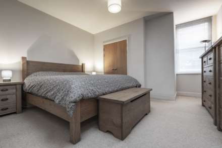 Calverley Street, Tunbridge Wells (Town Centre), Image 6