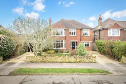 5 Bedroom Detached, Woodland Way, Bidborough, Tunbridge Wells