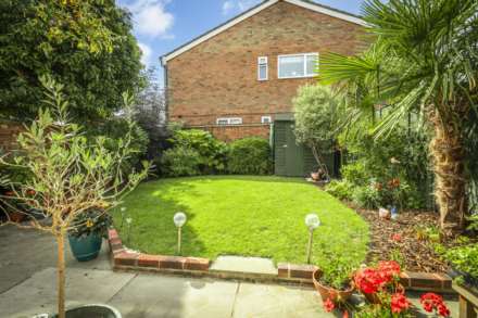 Fernhurst Crescent, Southborough, Tunbridge Wells, Image 12