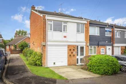 Fernhurst Crescent, Southborough, Tunbridge Wells, Image 1