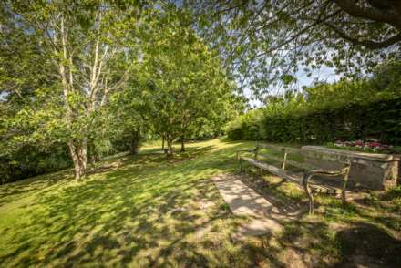 Fernhurst Crescent, Southborough, Tunbridge Wells, Image 18