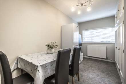 Fernhurst Crescent, Soutborough, Tunbridge Wells, Image 4