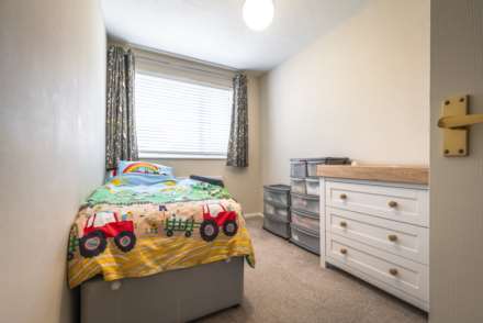 Fernhurst Crescent, Soutborough, Tunbridge Wells, Image 6