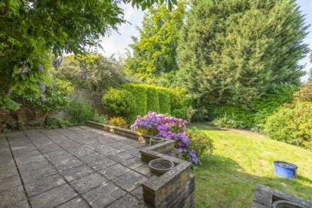 Broadwater Rise, Tunbridge Wells (near The Pantiles), Image 11