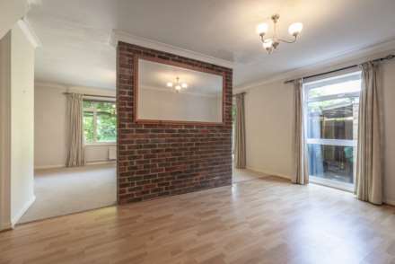 Broadwater Rise, Tunbridge Wells (near The Pantiles), Image 4