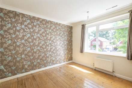 Broadwater Rise, Tunbridge Wells (near The Pantiles), Image 6